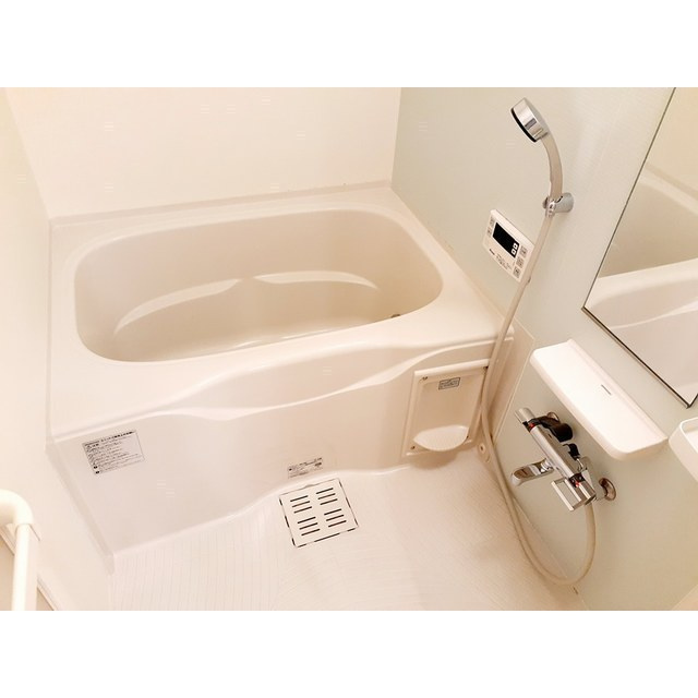 メゾン・ド・フルールＡの浴室