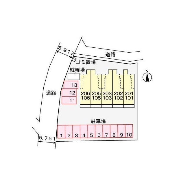 Ｃｏｓｍｏｓ長森の駐車場
