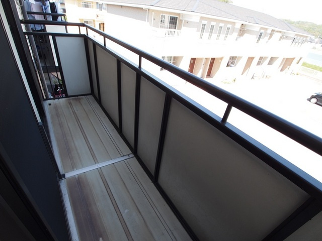 パセオ白鳳Ｂのバルコニー