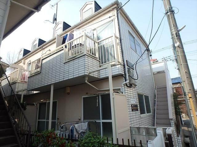 フレグランス向台の外観