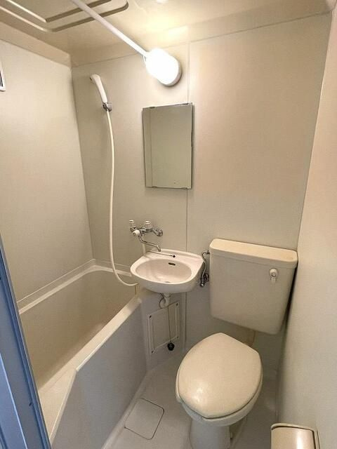 フレグランス向台の浴室