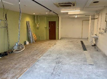 草津市矢橋町の店舗事務所のロビー