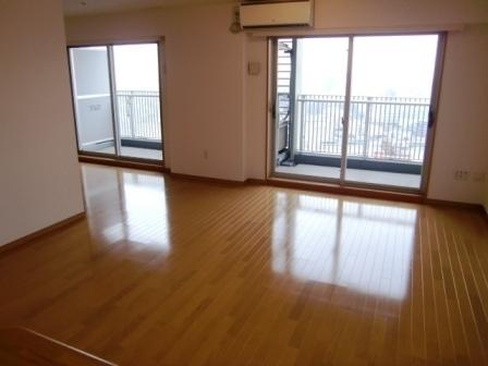 【居間・リビング】