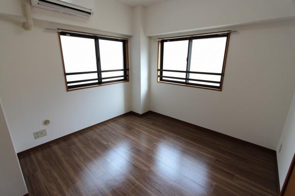 ライオンズマンション西荻窪シティの洋室