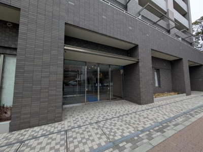 【エントランス】 | ペルル堺ウイングタワー | オートロック等セキュリティも充実！！管理人さんも待機しております♪