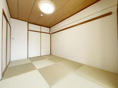 【和室】 | チサンマンション松原 | 収納スペース付きでお部屋もスッキリ片付きますね♪