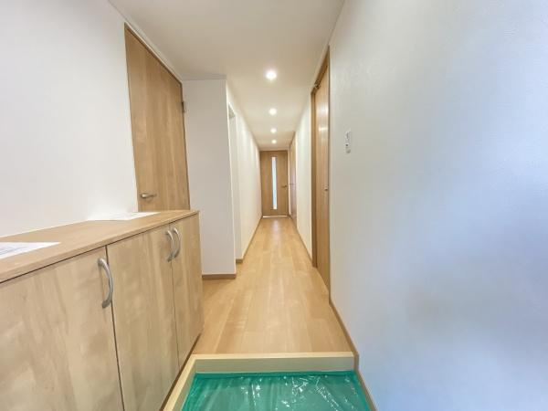 【玄関】 | メゾンドール朝霧