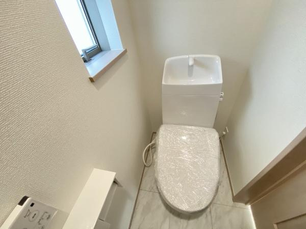 【トイレ】 | 垂水区南多聞台3丁目　新築戸建　A号棟