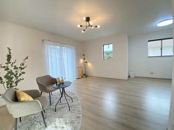 【居間・リビング】 | 垂水区南多聞台3丁目　新築戸建　A号棟