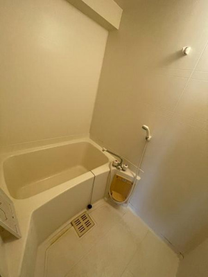 【浴室】 | 米原アートスカイハイツ | ■洋室１８帖！