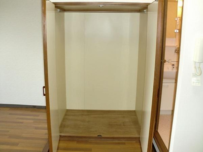 【収納】 | 米原アートスカイハイツ | ■洋室１８帖！