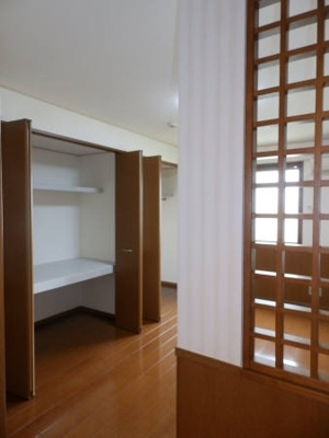 【居間・リビング】 | ファミールS