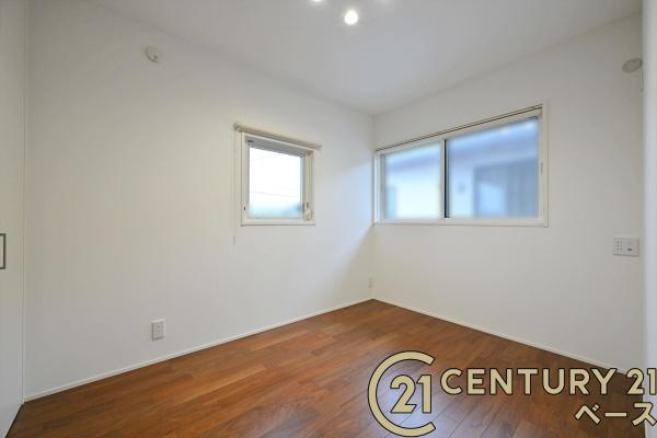 北葛城郡河合町広瀬台２丁目の中古一戸建の洋室|■陽当たり・通風良好な２面採光のお部屋です！