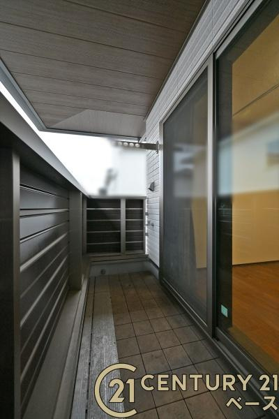 北葛城郡河合町広瀬台２丁目の中古一戸建のバルコニー|■日当たりのよい広々とした南向きバルコニー！洗濯物もよく乾きます！