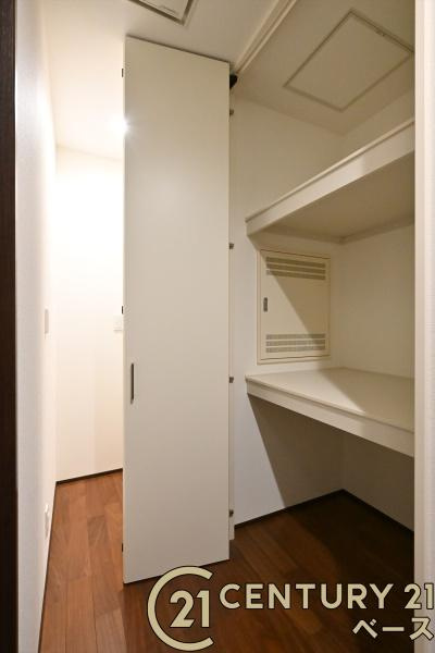 北葛城郡河合町広瀬台２丁目の中古一戸建の収納|■２階廊下にも収納があり、たくさん物がしまえます！