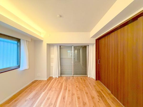 日神デュオステージ三ツ沢公園の居間・リビング