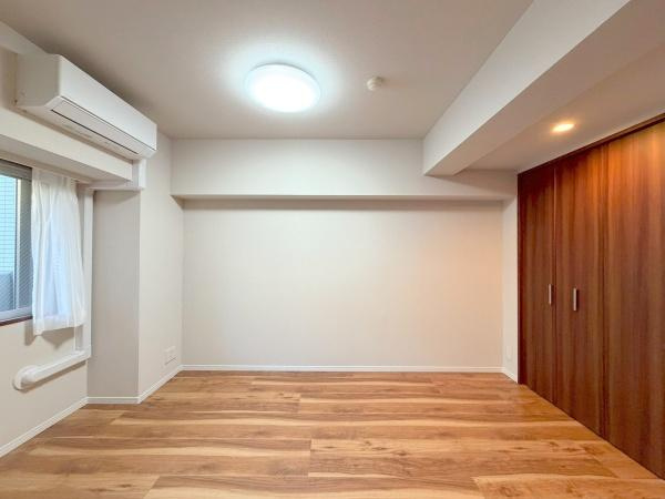 日神デュオステージ三ツ沢公園の洋室