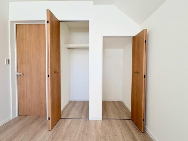 逗子市久木８丁目の中古一戸建の収納