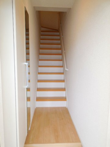 チェリー　ミル　Ｆの玄関