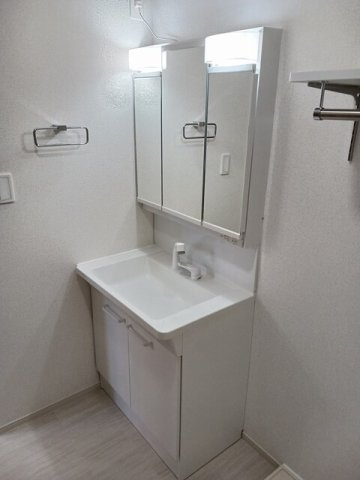 ラ　クラルテ　ａの洗面所