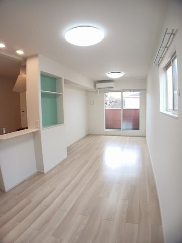 ローズベリー　Ⅱの居間・リビング