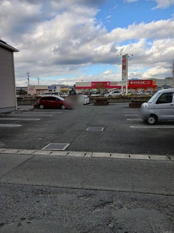 ピュア　ファースト菊池Ｂの駐車場