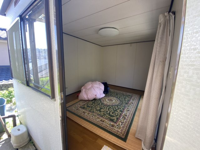 鹿児島県鹿児島市坂元町11-1の洋室|明るい洋室です