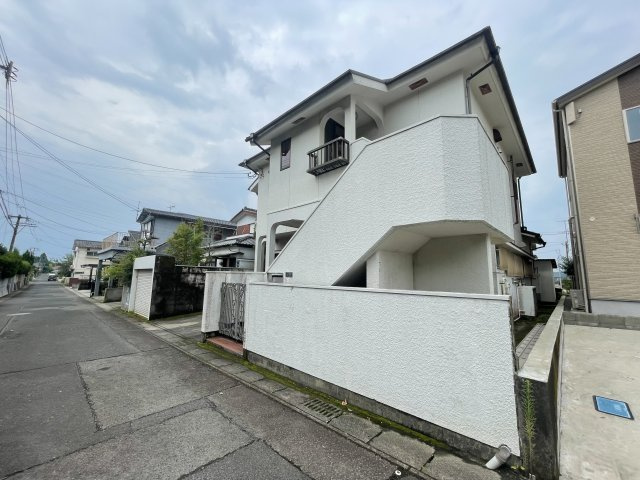 鹿児島県鹿児島市西伊敷1丁目8-3の外観