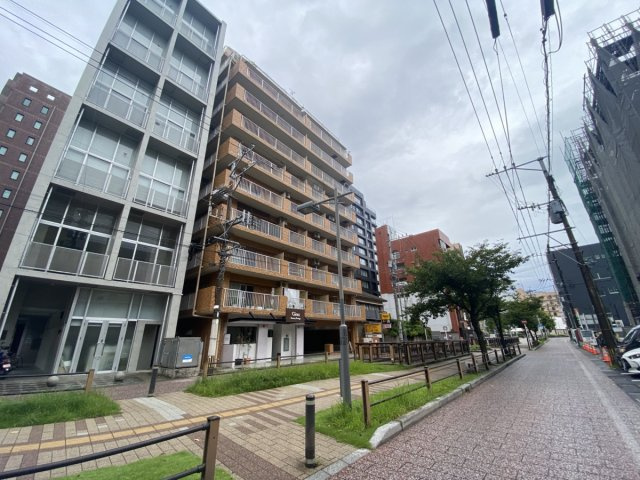 ライオンズマンション天文館　山之口町7-33の外観|落ち着いた雰囲気の外観です
