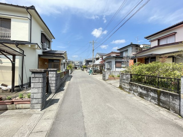 鹿児島県鹿児島市西伊敷6丁目37-4の前面道路含む現地写真|前面道路含む現地写真です