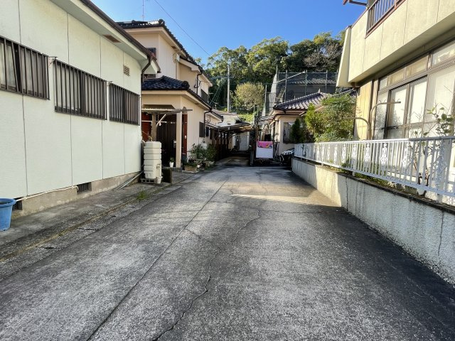 鹿児島県鹿児島市広木１丁目1-68の前面道路含む現地写真