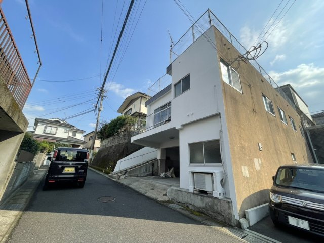 鹿児島県鹿児島市田上台２丁目12-8の前面道路含む現地写真|前面道路含む現地写真です
