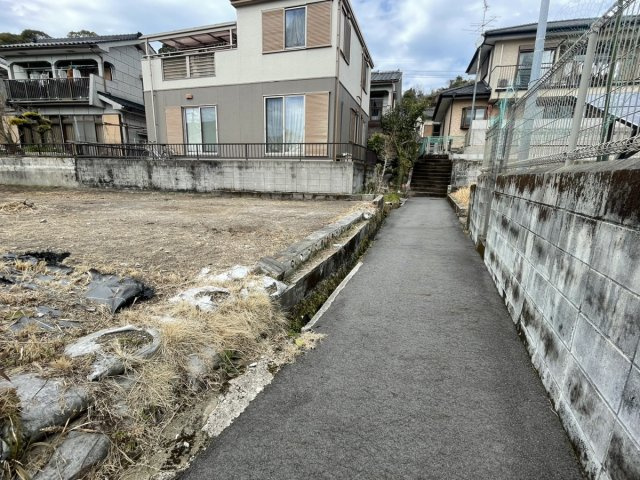 鹿児島県鹿児島市下伊敷３丁目13-23,13-26の間の外観