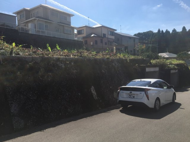鹿児島県鹿児島市牟礼岡１丁目16-14の隣の外観