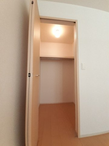 エレガンテ　プレッソの収納