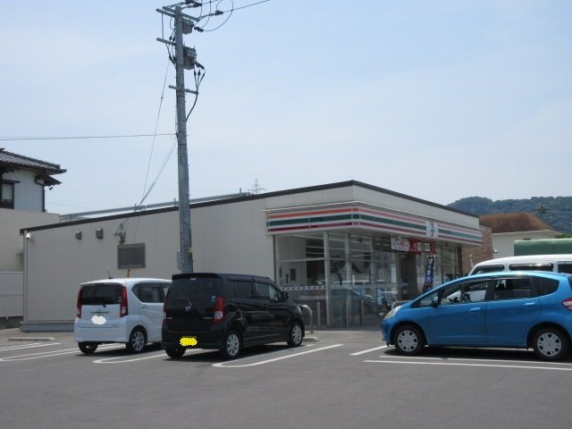 トロント大牟田の周辺|セブンイレブンまで560m