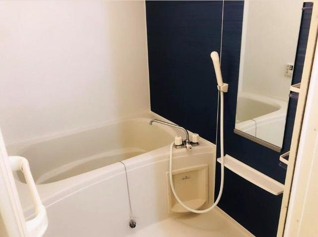 ユーヴェＳⅡの浴室