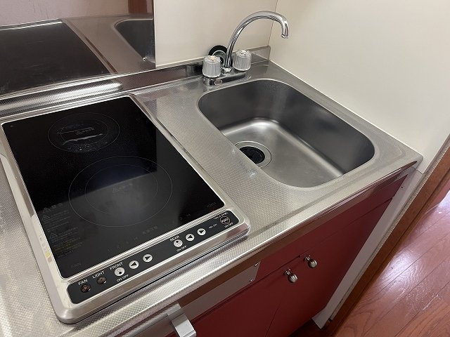 レオパレスサンエイのキッチン