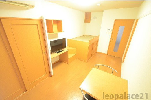 レオパレス永代町ヤシロの居間・リビング|備品や設備仕様は号室等により異なります現地をご確認下さい。