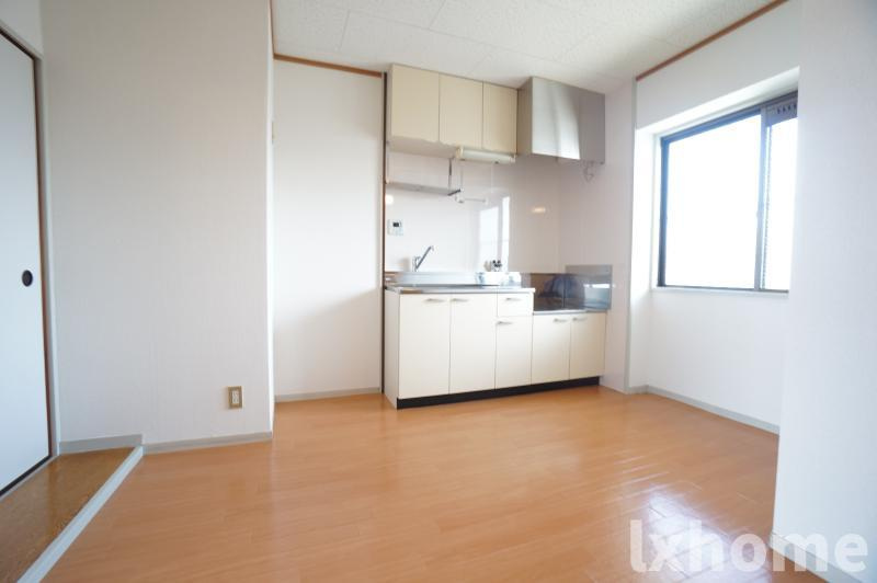 コーポバロールの居間・リビング|居間です