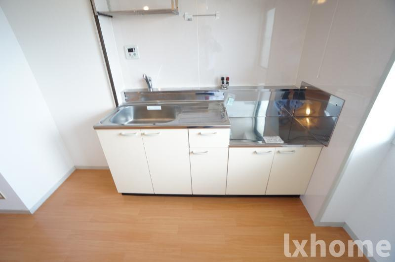 コーポバロールのキッチン|お料理しやすいキッチンです