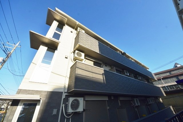 クレインリング丸山台の外観