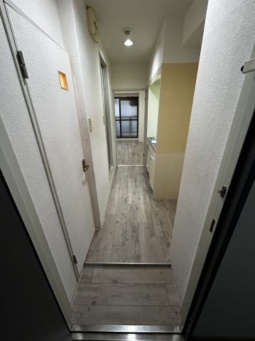 シティライフエステート難波南の玄関