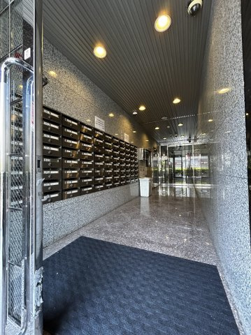 シティライフエステート難波南のエントランス