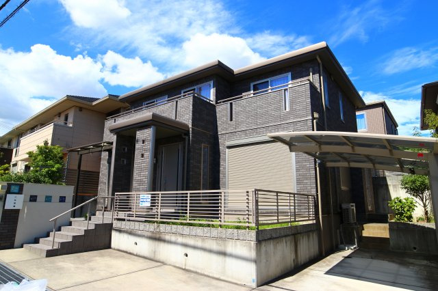 舞多聞西1丁目戸建の外観