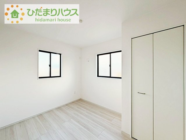 【洋室】 | つくば市今鹿島9期　新築戸建　全3棟 | 机にベットを置けば子供部屋の完成です！