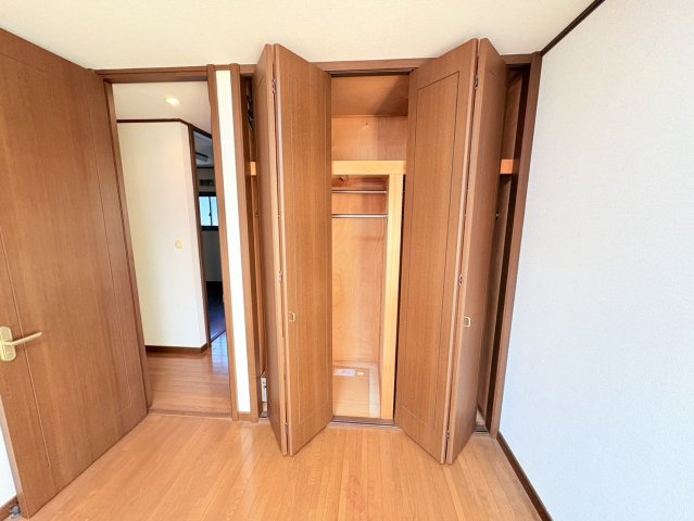 唐櫃台２丁目一戸建の収納