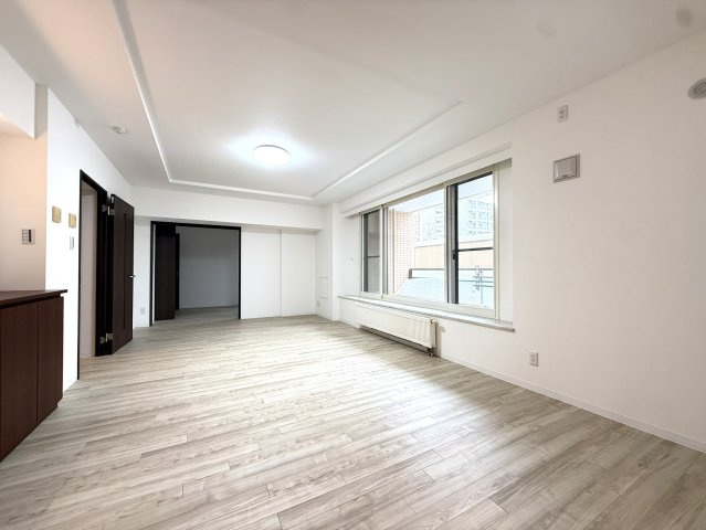 エクセルシオール円山の居間・リビング