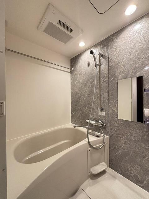 ＬｉｖｅＦｌａｔ高田馬場の浴室