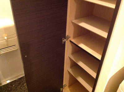 【内装】 | ミランダイーゼル | シューズボックス